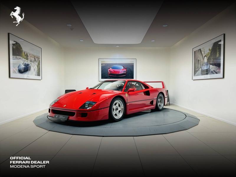 FERRARI F40